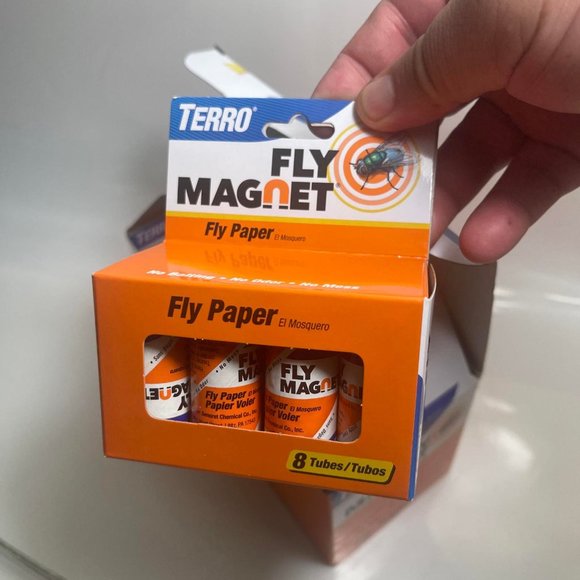 COPY - Terro Fly Insect Magnet Strip Sticky Paper Fly Trap 4 Packs of 8 Tubes 3… - Picture 4 of 6